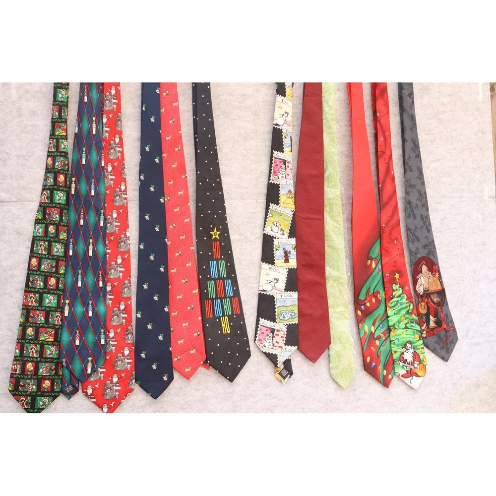 Mens Christmas Holiday Necktie Lot 12pc Looney Tunes Tommy Hilfiger Hugo Boss